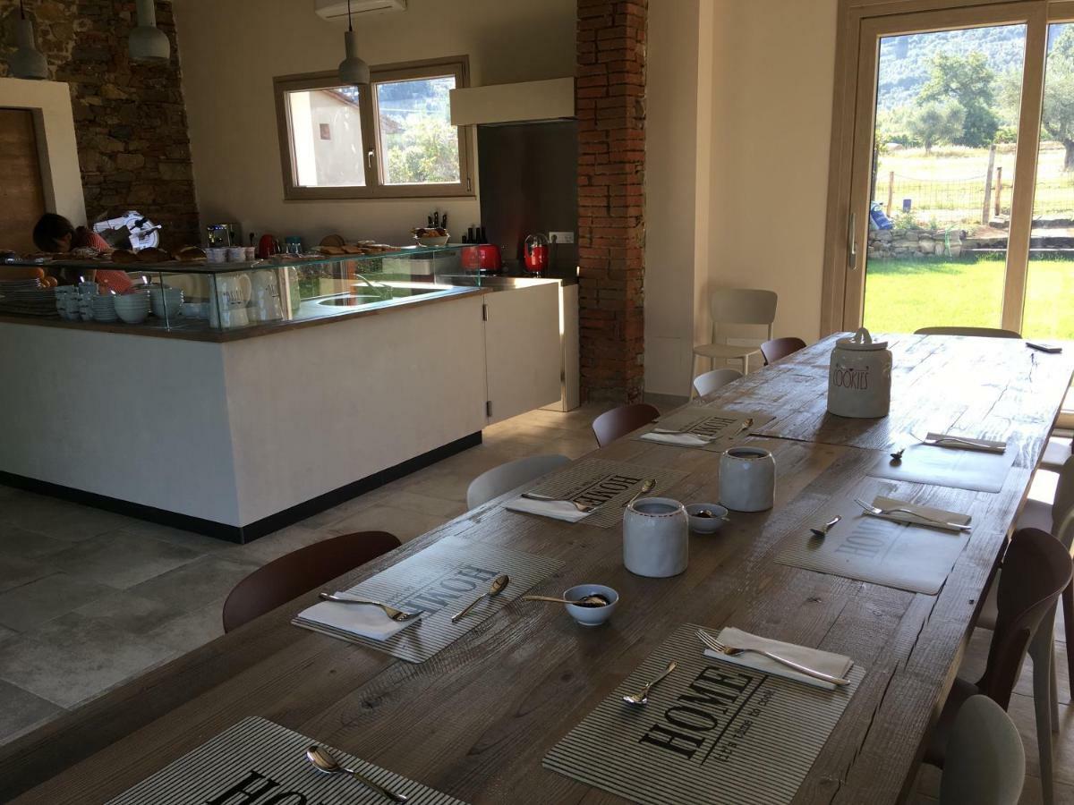 Agriturismo Quattro Pini カスタニェート・カルドゥッチ エクステリア 写真